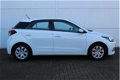 Hyundai i20 - 1.0 T-GDI i-Drive Cool *AIRCO / TREKHAAK / NAP - 1 - Thumbnail