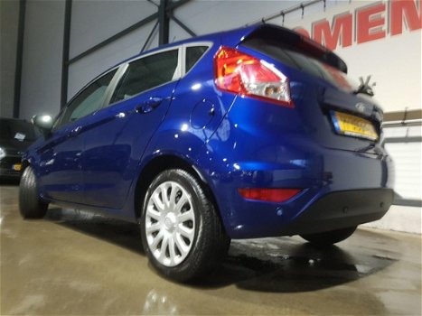 Ford Fiesta - 1.25 82PK Trend + DEALER OH/AIRCO/PDC - 1