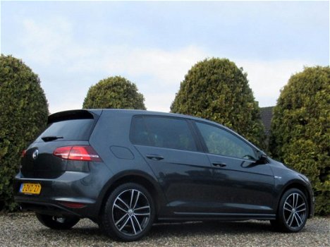 Volkswagen Golf - 1.4 TSI GTE / Navi / Panoramadak - 1