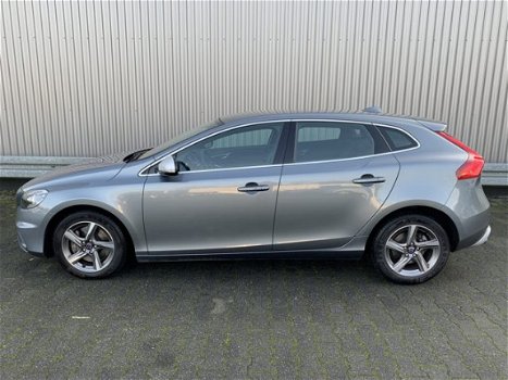 Volvo V40 - 2.0 D4 R-DESIGN 190PK ECC NAVI 1/2LEDER PDC LMV - 1