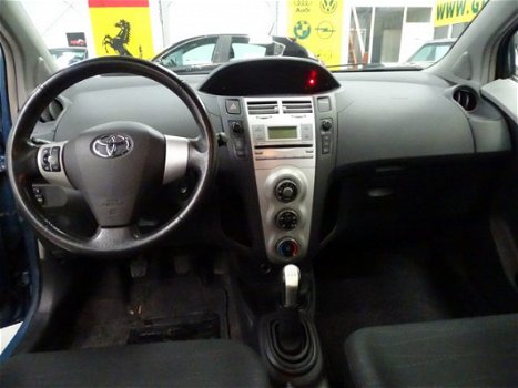 Toyota Yaris - 1.3 VVTi Sol Airco Trekhaak Afneembaar Nap 157141 km - 1