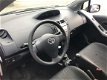 Toyota Yaris - 5-deurs 1.0 VVTi Cool Nederlandse auto met gunstige km.stand, airco, etc - 1 - Thumbnail