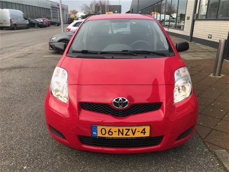 Toyota Yaris - 5-deurs 1.0 VVTi Cool Nederlandse auto met gunstige km.stand, airco, etc - 1