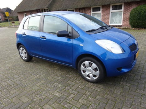 Toyota Yaris - 1.0 VVTi + - 1