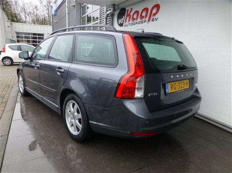 Volvo V50 - 1.6 D2 Summum - 1