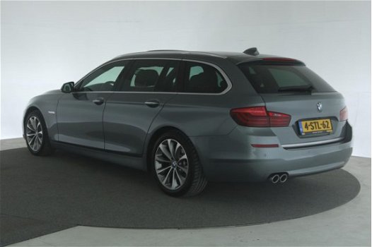 BMW 5-serie Touring - 530d xDrive High Executive Aut. [ panorama xenon leder ] - 1