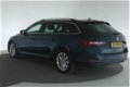 Skoda Superb Combi - 1.6 TDI Style Businessline DSG Aut. [ xenon navi groot ] - 1 - Thumbnail