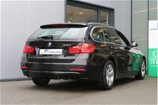 BMW 3-serie Touring - 316d Executive / Automaat / Navigatie