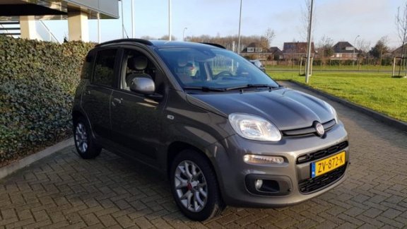 Fiat Panda - 1.2 Lounge | Stoelverwarming | Airco | Parkeersens - 1