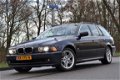 BMW 5-serie Touring - 530d Edition AIRCO/NAVI/CRUISE NIEUWSTAAT - 1 - Thumbnail