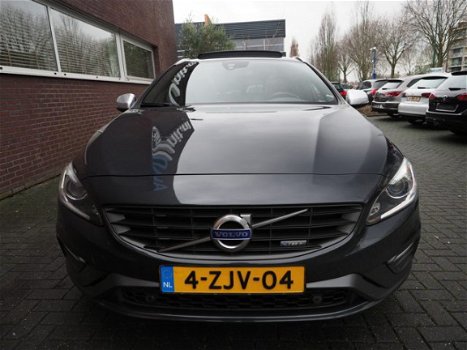 Volvo V60 - 2.4 D6 AWD Plug-In Hybrid R-Design Xenon Pano Leder Navi EX BTW - 1