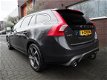 Volvo V60 - 2.4 D6 AWD Plug-In Hybrid R-Design Xenon Pano Leder Navi EX BTW - 1 - Thumbnail