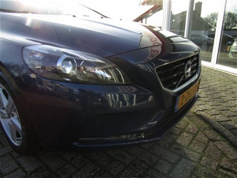 Volvo V40 - 2.0 D4 Ocean Race Business - 1