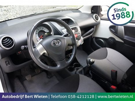 Toyota Aygo - 1.0 | Geen import | Airco | LED - 1