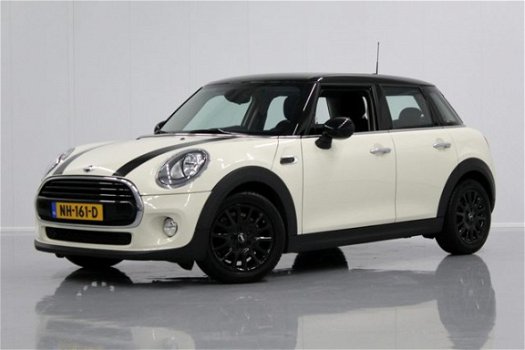 Mini Mini Cooper - 1.5 Business 136PK, NAVI | PDC | CRUISE - 1