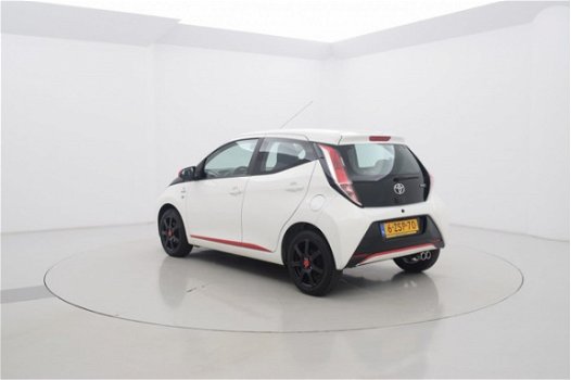 Toyota Aygo - 1.0 VVT-i x-play Red Edition 5drs - 1