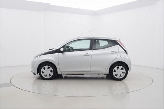 Toyota Aygo - 1.0 VVT-i x-play 5drs - 1