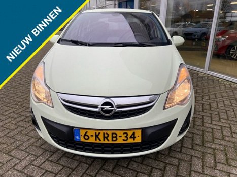 Opel Corsa - 1.4-16V Cosmo Automaat, Navigatie, Parkeersensoren - 1