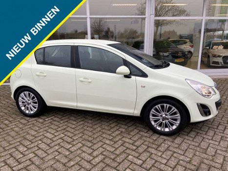 Opel Corsa - 1.4-16V Cosmo Automaat, Navigatie, Parkeersensoren - 1