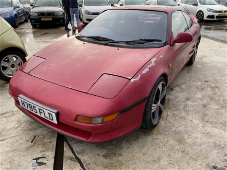 Toyota MR 2 - MR2 2.0 - 1