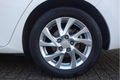 Toyota Auris Touring Sports - 1.8 Hybrid Lease Edition Navigatie&Panoramadak - 1 - Thumbnail