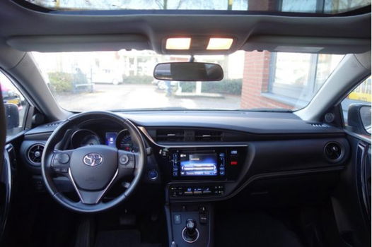 Toyota Auris Touring Sports - 1.8 Hybrid Lease Edition Navigatie&Panoramadak - 1