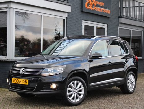 Volkswagen Tiguan - 1.4TSI Sport&Style, Panoramadak, Alcantara - 1