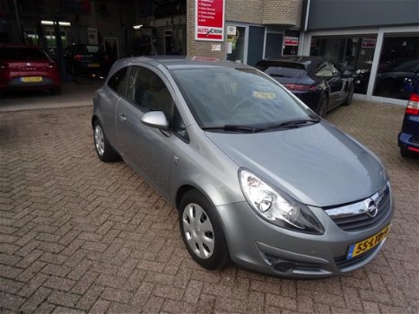 Opel Corsa - 1.2 16V 3D - 1