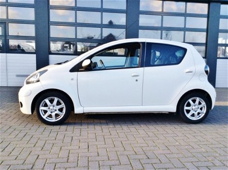 Toyota Aygo - 1.0 12V VVT-I 5DRS COMFORT - 1