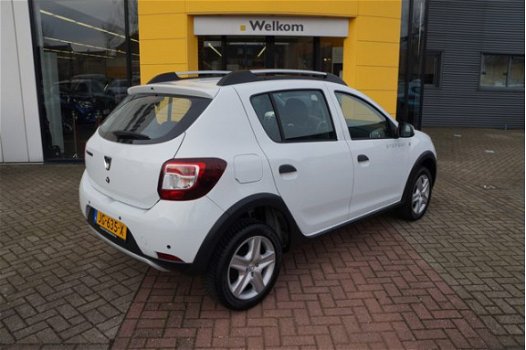 Dacia Sandero - 0.9 TCe Stepway Lauréate NAVIGATIE / CRUISE CONTROLE / AIRCO / PARKEERSENSOR - 1