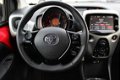 Toyota Aygo - 1.0 5 DEURS X-PLAY AIRCO CAMERA BLUETOOTH - 1 - Thumbnail