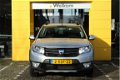 Dacia Sandero - TCe 90 Stepway Lauréate 33.000KM / AIRCO / NAVI / PDC / CRUISE / 1E EIGENAAR - 1 - Thumbnail