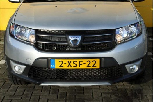 Dacia Sandero - TCe 90 Stepway Lauréate 33.000KM / AIRCO / NAVI / PDC / CRUISE / 1E EIGENAAR - 1