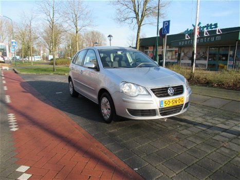 Volkswagen Polo - 1.4i 5Drs Clima/cruise - 1