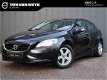 Volvo V40 - D2 Kinetic / Navigatie / Park Assist - 1 - Thumbnail