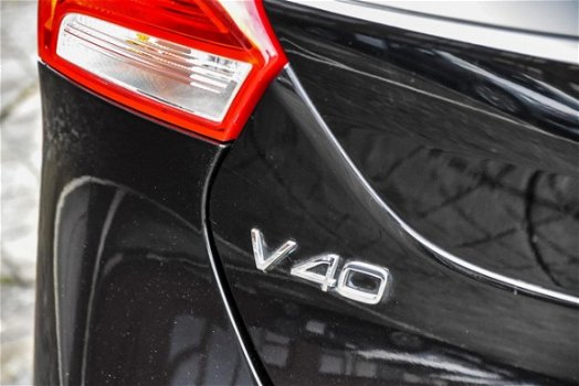 Volvo V40 - D2 2.0 88KW/120PK AUT-6 - 1