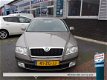 Skoda Octavia - 1.6 75KW Ambiente - 1 - Thumbnail