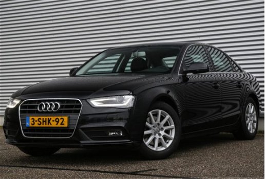 Audi A4 - 1.8 TFSI 170pk Navigatie PDC Xenon 16'' lm-velgen Trekhaak 30 - 1