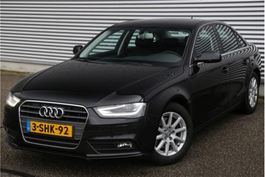 Audi A4 - 1.8 TFSI 170pk Navigatie PDC Xenon 16'' lm-velgen Trekhaak 30 - 1