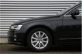 Audi A4 - 1.8 TFSI 170pk Navigatie PDC Xenon 16'' lm-velgen Trekhaak 30 - 1 - Thumbnail