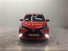 Toyota Aygo - 1.0 VVT-i 69pk 5D x-play