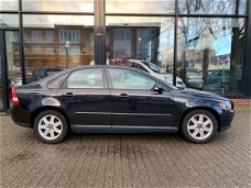 Volvo S40 - 2.4 I 140PK GEARTRONIC Summum