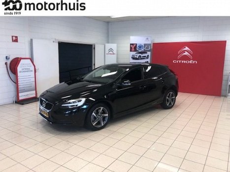 Volvo V40 - 2.0 T2 122PK Momentum, unieke km stand - 1