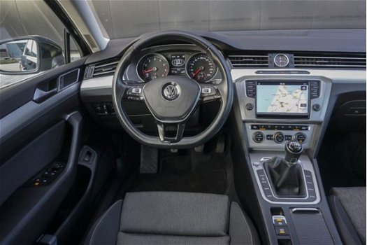 Volkswagen Passat Variant - 1.4 TSI 150 PK ACT Highline ✅ LED ✅ NAVI ✅ SPORTSTOELEN ✅ CAMERA - 1