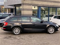 Skoda Octavia Combi - 1.6 TDI Greentech Ambition Businessline FULL-MAP NAVI ECC LMV PDC D-GLAS TREKH