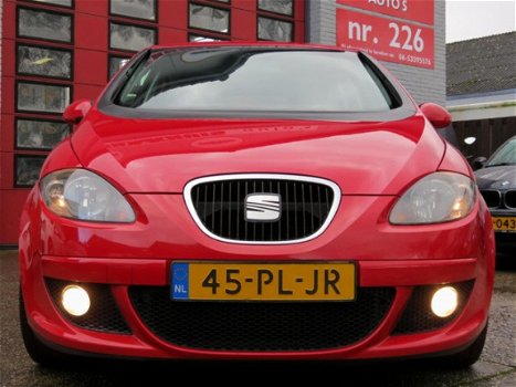 Seat Altea - 1.6 Stylance // Compleet Dealer onderhouden // - 1