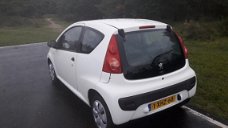 Peugeot 107 - 1.0-12V XR MOOI EN GOED