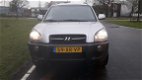 Hyundai Tucson - 2.0i Style IN ZEER GOEDE CONDITIE - 1 - Thumbnail