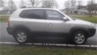 Hyundai Tucson - 2.0i Style IN ZEER GOEDE CONDITIE - 1 - Thumbnail