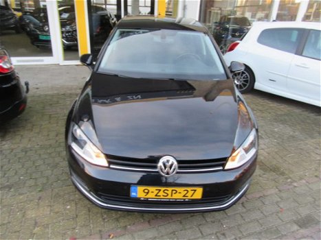 Volkswagen Golf - 1.2 TSI Highline Navigatie Airco Ecc Lichtm.velgen Parksens V+A - 1